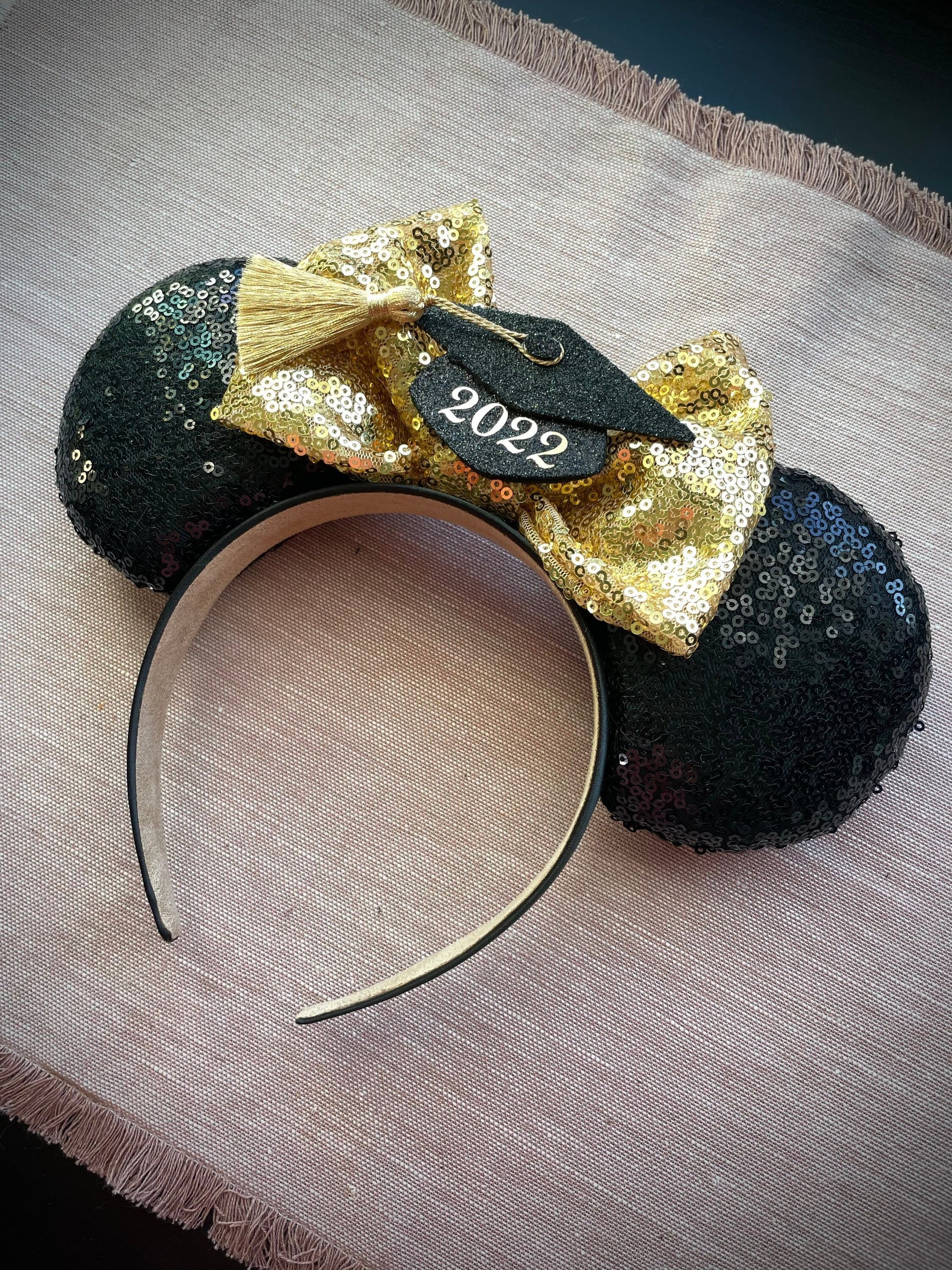 Graduation Minnie Mickey Ears - Customizable Graduation Mouse ears - Grad Ears, Graduation Minnie Ears, Grad Mickey Ears, Doctoral Tam ears