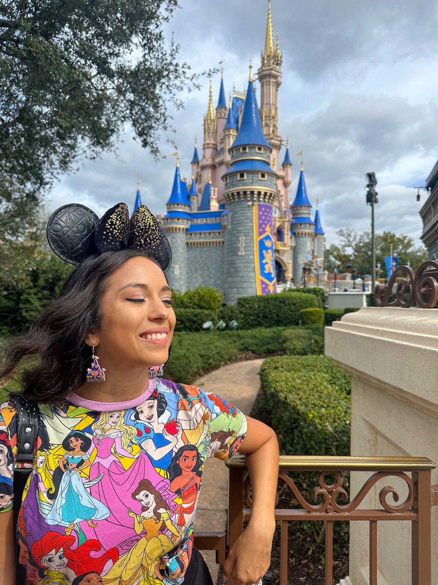 WDW Castle Earrings - Cinderella’s Castle - Disneyworld Earrings - Disneyworld Castle Earrings - 3D printed Castle earrings