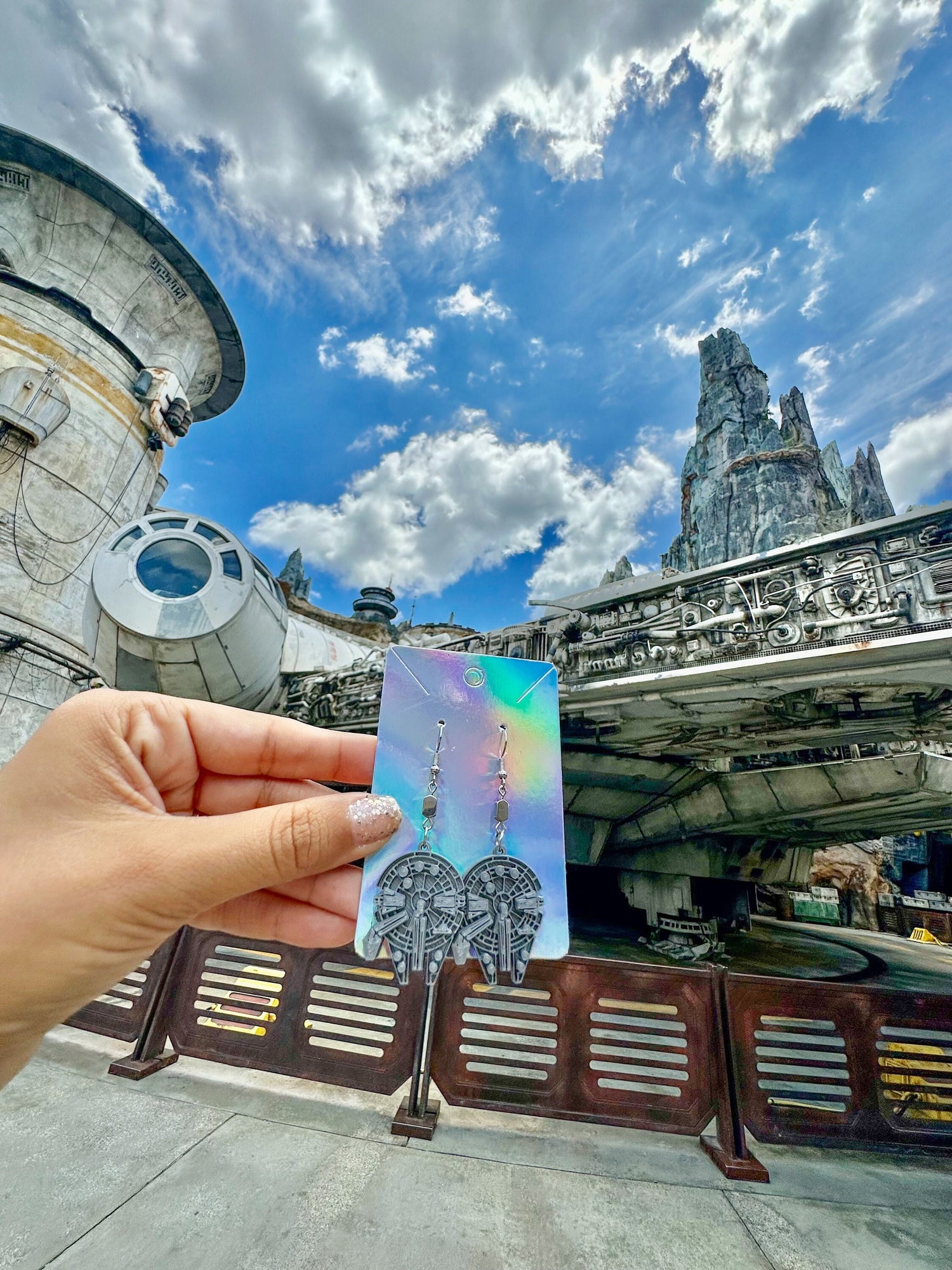 Millennium Falcon earrings - 3D Printed earrings - Star Wars inspired earrings - Galaxy’s Edge - May the force Falcon Earrings - Hyperspace