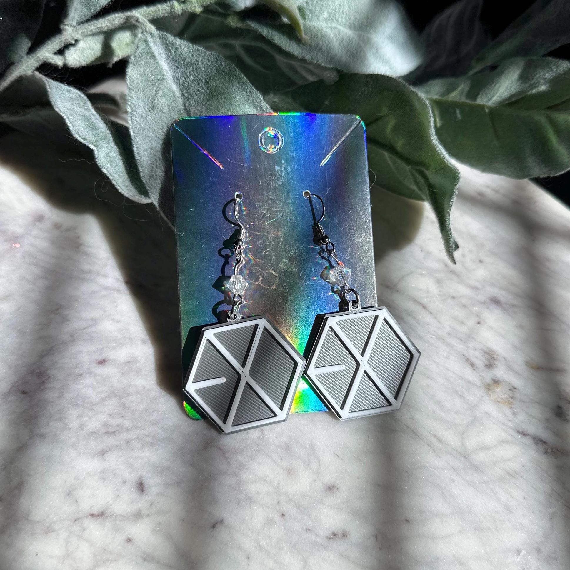 Kpop Earrings - Stray kids SKZ Ateez Earrings - ATINY - Crazy Form Bunny - Twice Once - BLINKS - Bts army - nwjn bunny earring fan stick exo