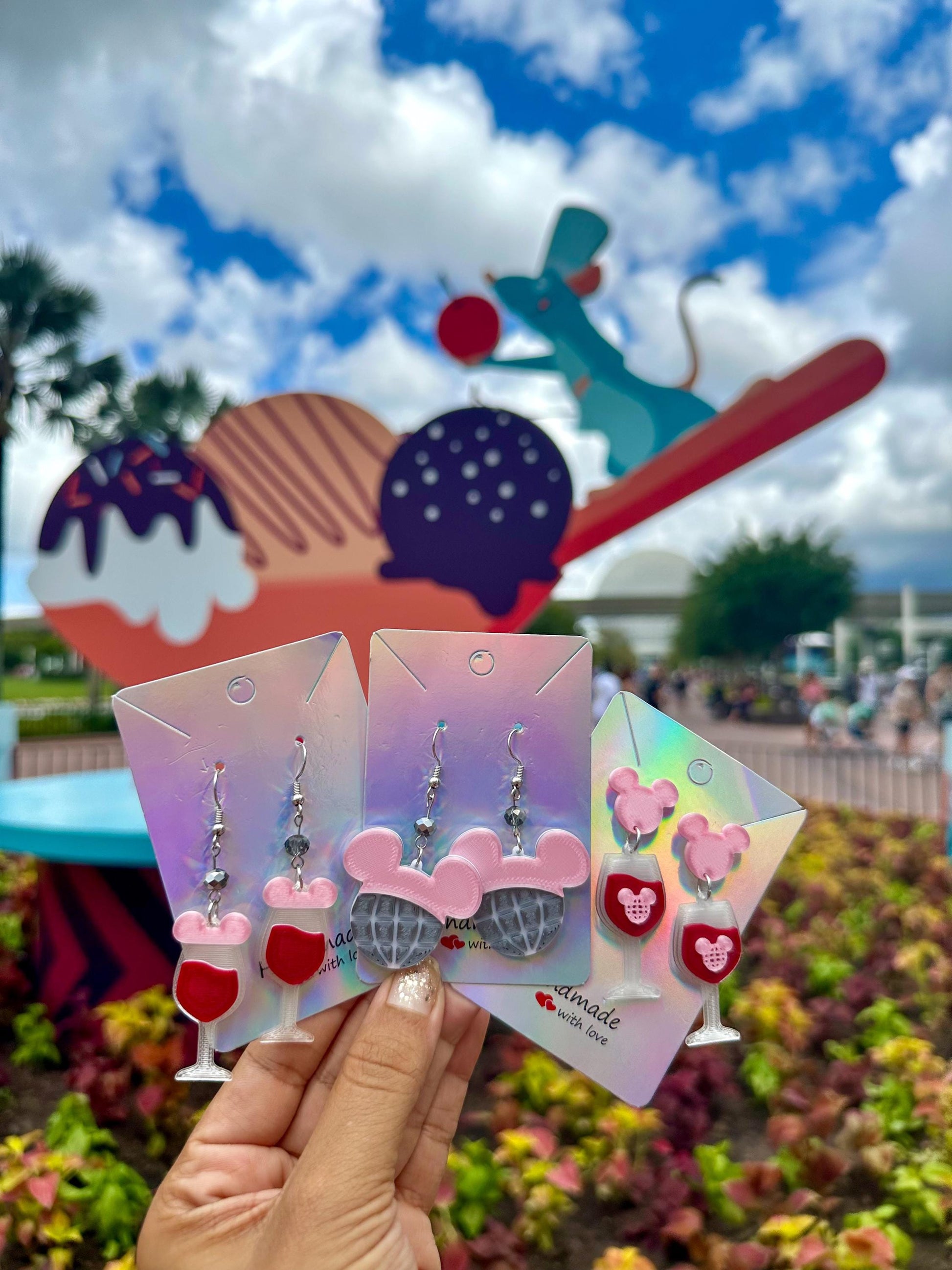 Food and Wine Festival earrings - Epcot Food and Wine Epcot Earrings 3D printed Epcot inspired earrings - Wine earrings Mickey Wine glass