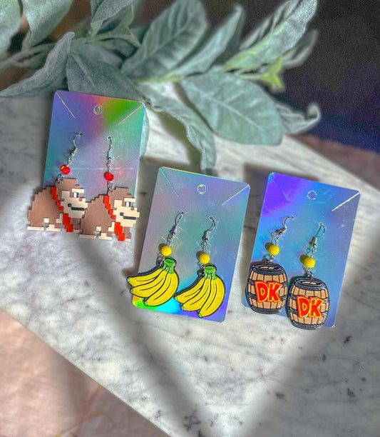 Donkey Kong Inspired Earrings - 3D printed Donkey Kong Country - Banana earrings DK Barrel - Epic Universe earrings