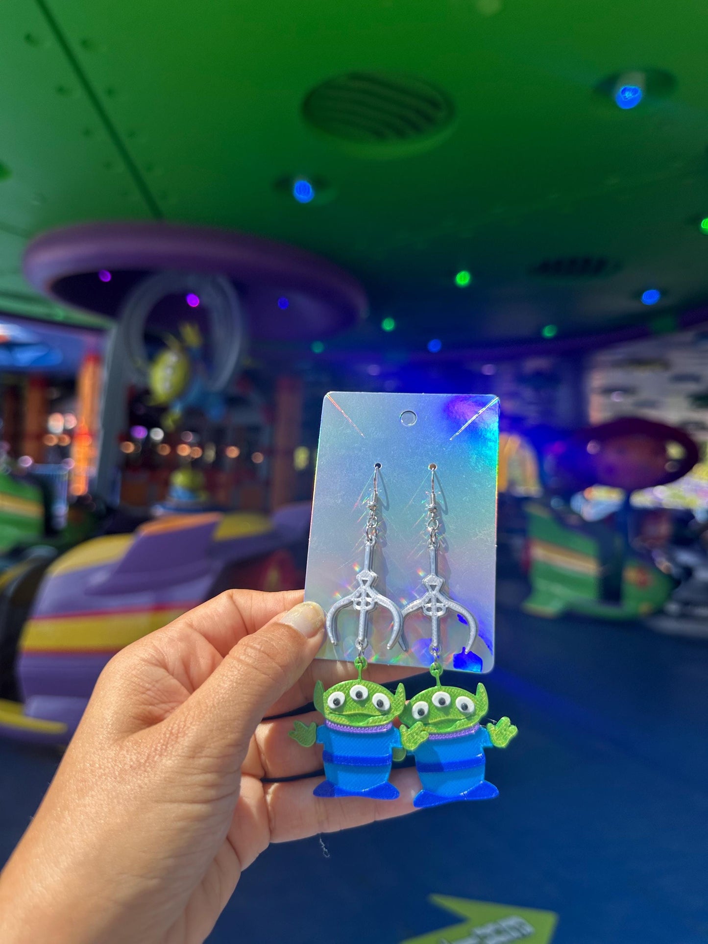 3D Printed Toy Story Alien Earrings: The Claw